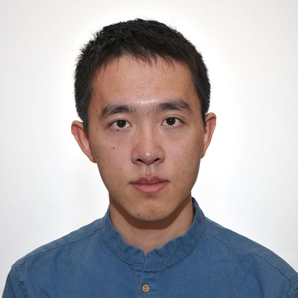 Professional Headshot of Zhongtian Han
