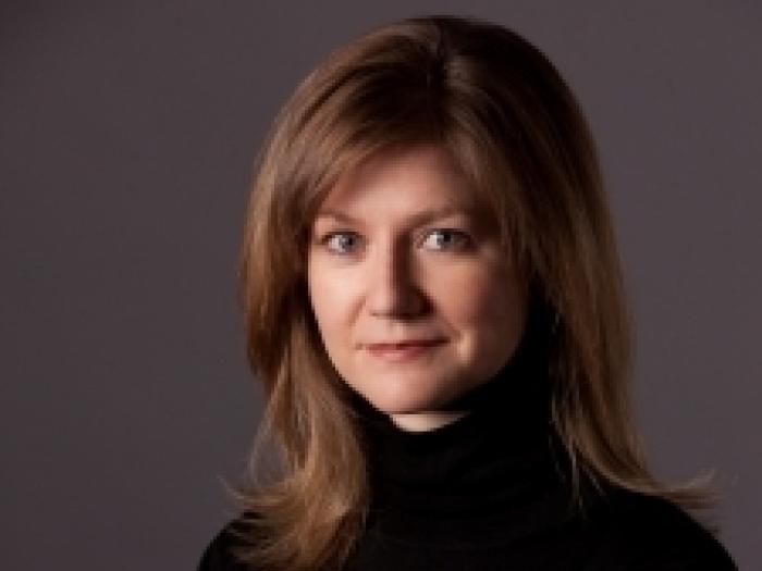 Alyssa Ayres portrait